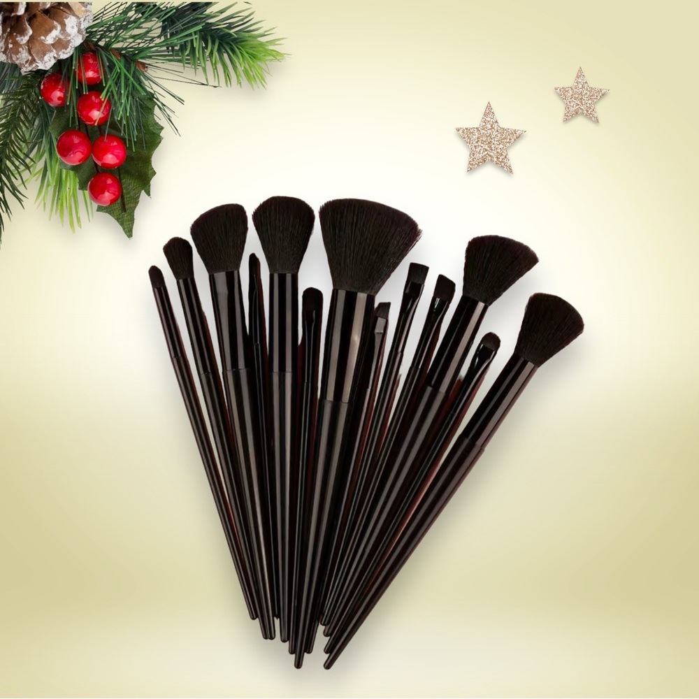 Bundle of Brushes and Holder